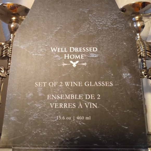 🆕 Well Dressed Home Set of 2 Wine Glasses, Halloween Skeleton Hand Wine Glasses - Picture 9 of 12